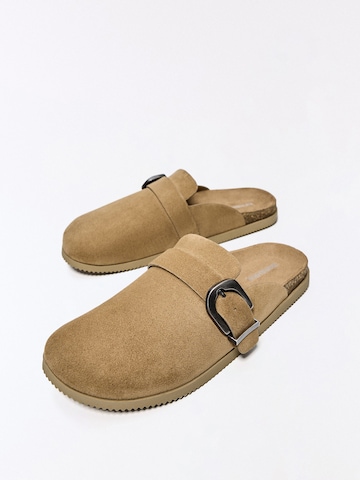 Bershka Šľapky - Béžová