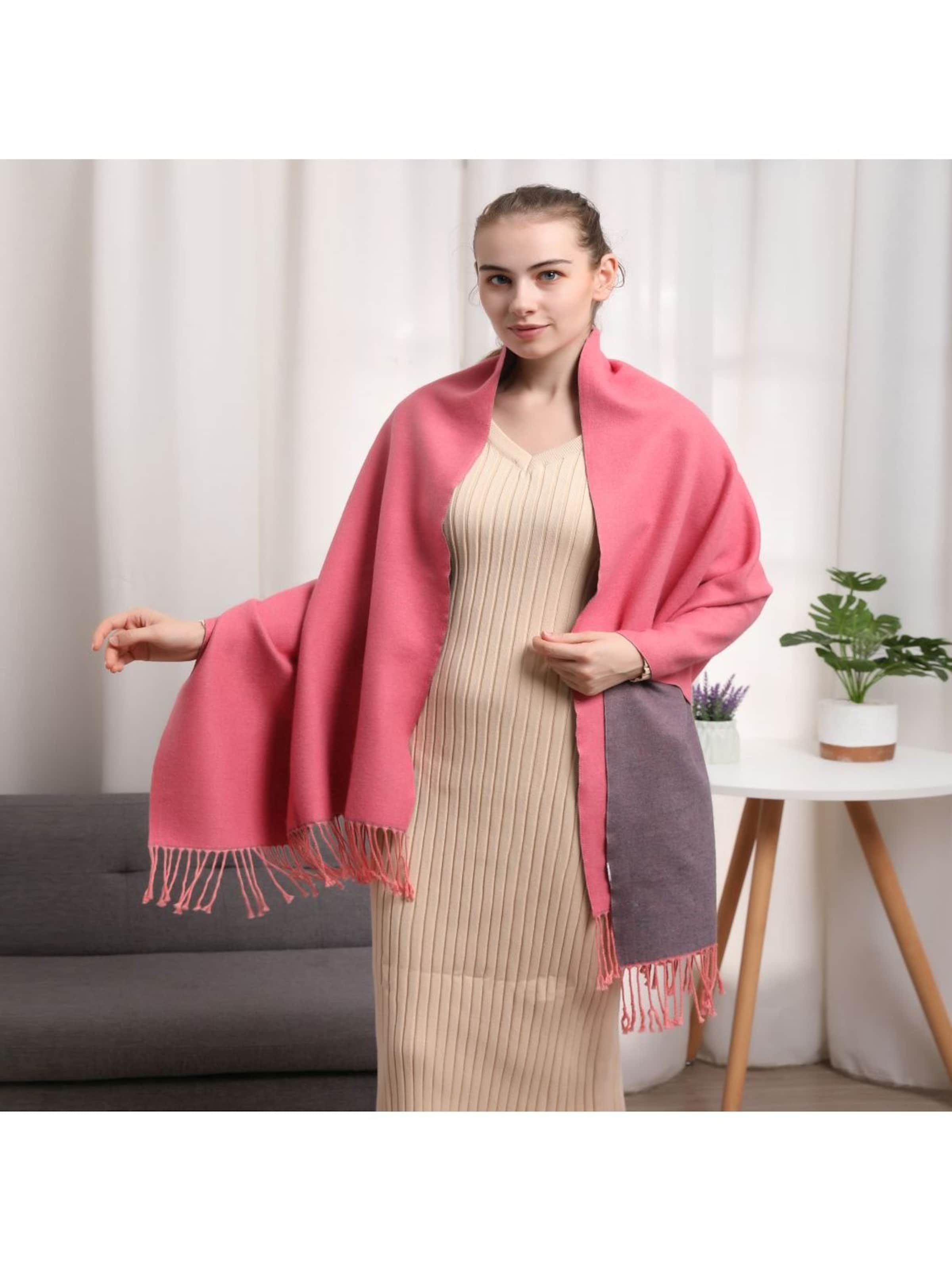 Écharpe 'Écharpe en cachemire rose Recto-Verso' alberto cabale en rose