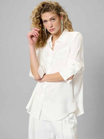 My Essential Wardrobe Blouse 'MWEstelle' in White: front