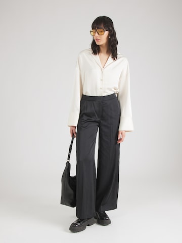 Calvin Klein Wide leg Trousers with creases in Black
