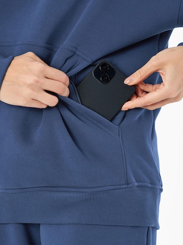 Organication Sweatshirt in Blue