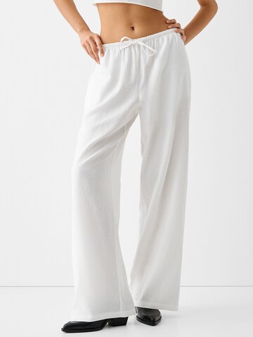 Bershka Wide Leg Bukser i hvid