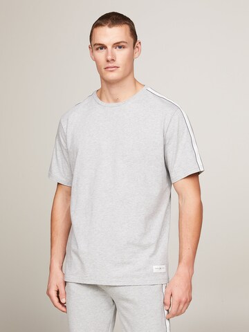 T-Shirt TOMMY HILFIGER en gris : devant