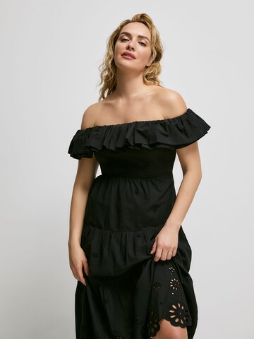 ABOUT YOU x Iconic by Tatiana Kucharova Kleid 'Fanny' in Schwarz