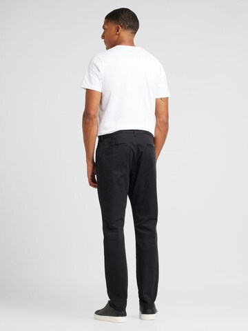 Tommy Jeans Štandardný strih Chino nohavice 'AUSTIN' - Čierna