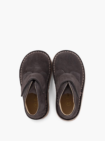 Pisamonas - Botas en gris