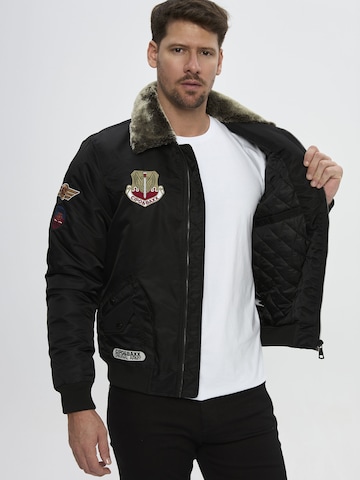CIPO & BAXX Winterjacke CM232 in Schwarz