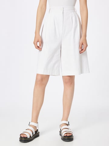 Nasty Gal Loose fit Pleat-front trousers in White: front