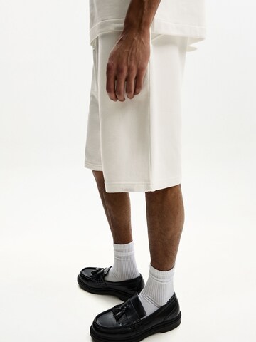 Bershka T-Shirt in Weiß