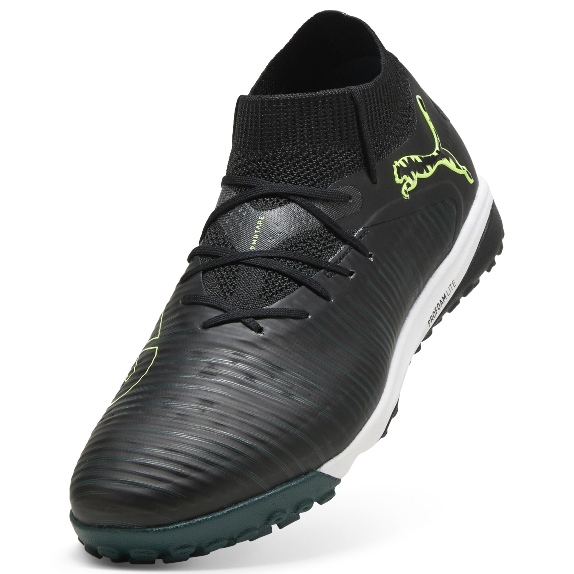 PUMA Soccer shoe 'Future 8 Pro' in Black