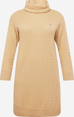 Tommy Hilfiger Curve - Vestido de punto en beige: frente