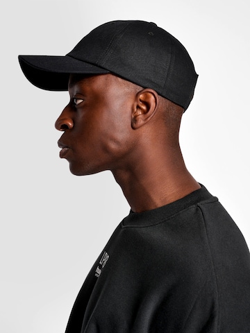 Hummel Cap in Black