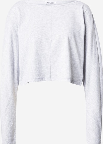 pilka MYLAVIE by Sarah Harrison Marškinėliai: priekis