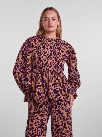 PIECES Bluse 'MELINE' in Braun: Vorderseite