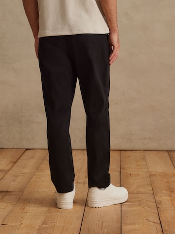 DAN FOX APPAREL Regular Chino 'Laurin' in Zwart