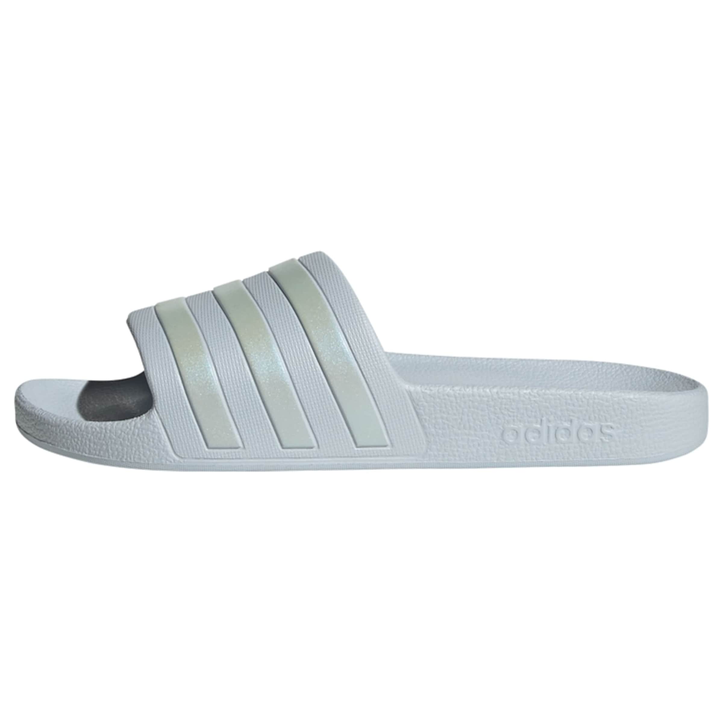 ADIDAS PERFORMANCE Ranna- ja ujumisjalats 'Adilette Aqua', värv sinine: eest vaates