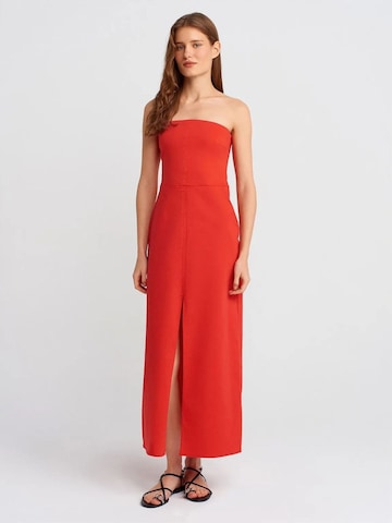 Robe Dilvin en rouge : devant