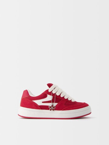 Bershka Sneaker in Rot
