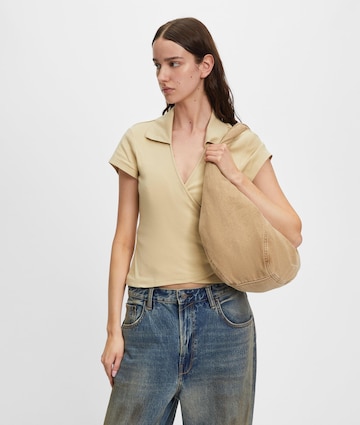 Liebeskind Berlin Schultertasche in Braun: Vorderseite