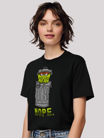 F4NT4STIC T-Shirt 'Sesamstraße Oscar Nope' in Schwarz: Vorderseite