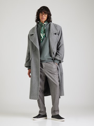 Sweat-shirt 'PAARLO LOOP' ARMEDANGELS en gris