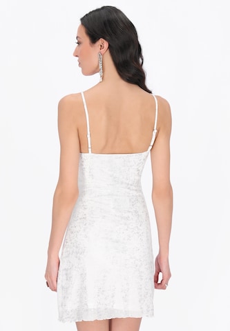 Robe 'Festive' faina en blanc