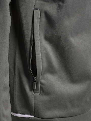 Veste de survêtement Hummel en gris
