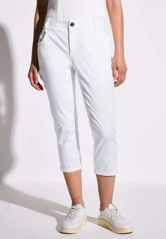 STREET ONE Slim fit Pants in White: front