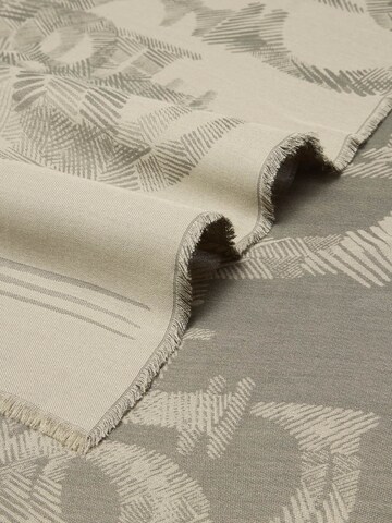 GUESS Scarf in Green