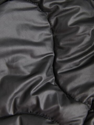 Veste mi-saison 'STELLA' JJXX en noir
