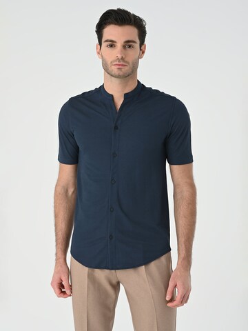 Antioch Tavaline suurus Triiksärk, värv sinine: eest vaates