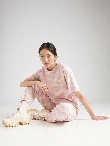 Maglia funzionale 'Truecasuals Printed' di ADIDAS BY STELLA MCCARTNEY in rosa