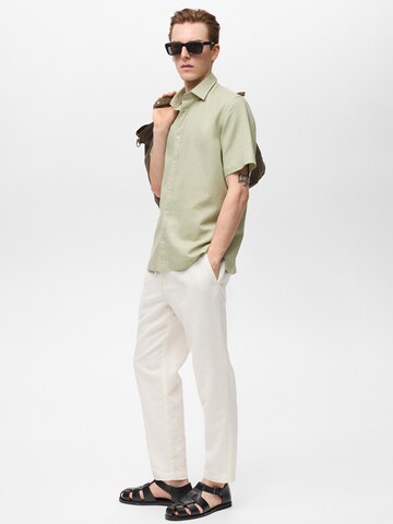 MANGO MAN Regular fit Srajca 'ANTS' | zelena barva