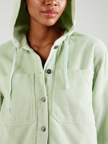 Veste mi-saison 'MARTA' ONLY en vert