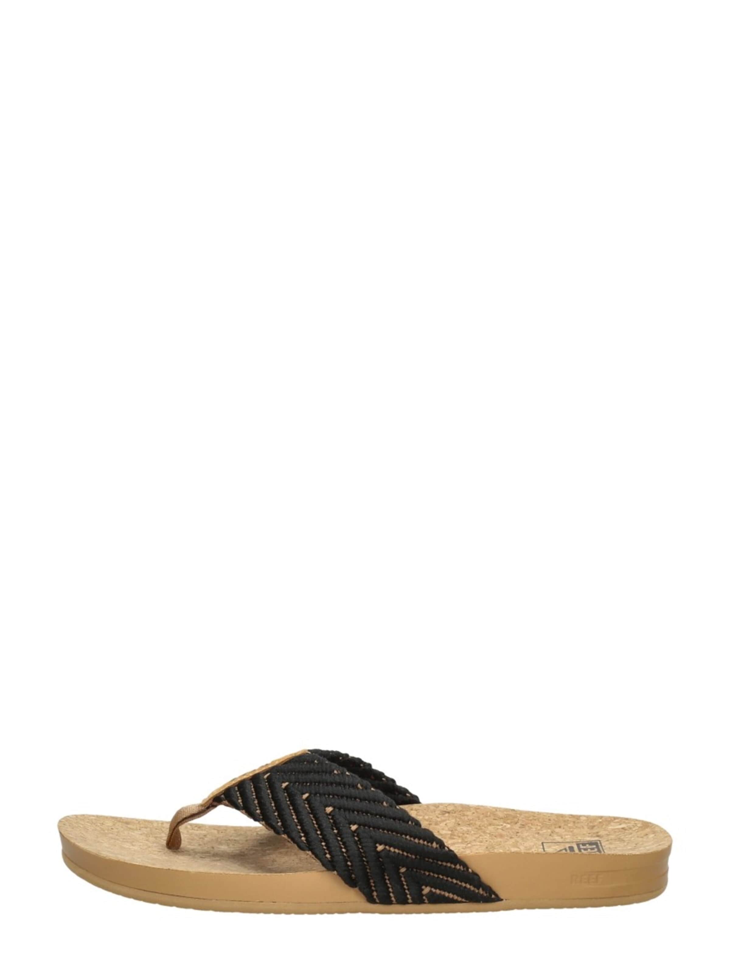 REEF Teenslipper 'Cushion Court' in Zwart: voorkant
