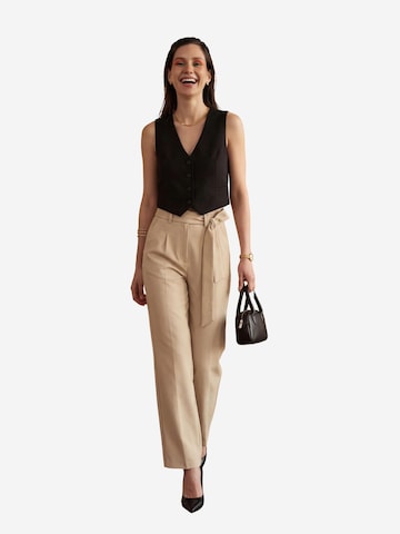 regular Pantaloni con pieghe di My fashion in beige