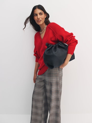 raudona Next Megztinis