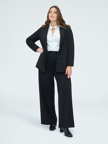 Fiorella Rubino Blazers in Zwart