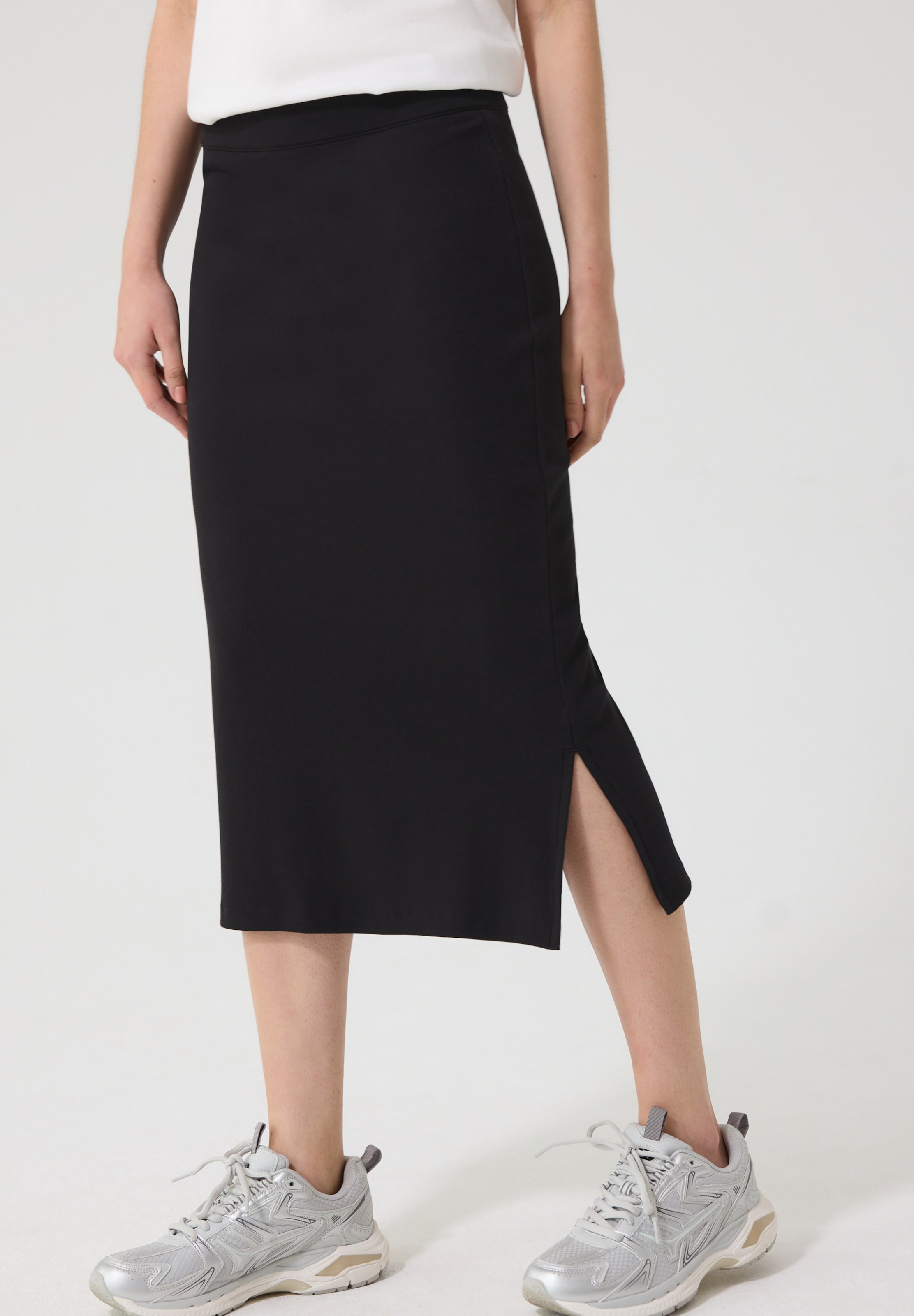 Street One Studio Skirt in Black: front