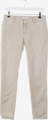 Closed Jeans in 27 in White: front