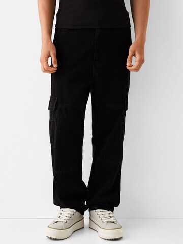 Bershka Loose fit Cargo jeans in Black