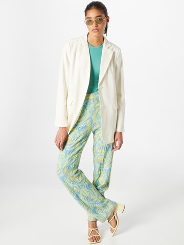 ABOUT YOU Limited Blazer 'Masha' by Lajana Bormann' i hvid