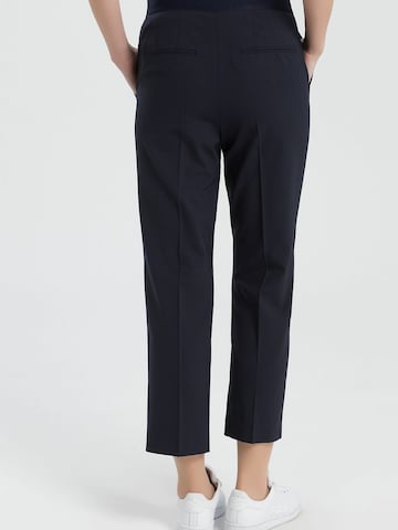 MARC AUREL Regular Pleated Pants in Blue