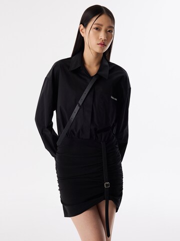 Twist Shirt dress in Black: front