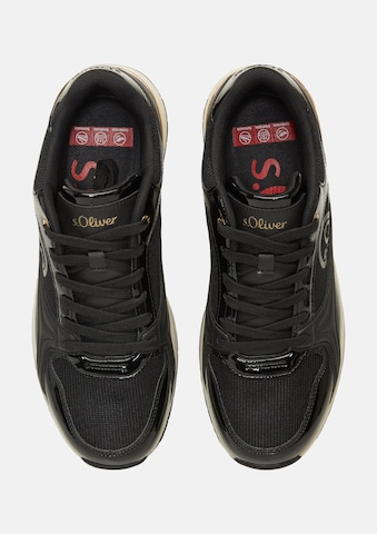 s.Oliver Sneakers laag in Zwart: bovenkant