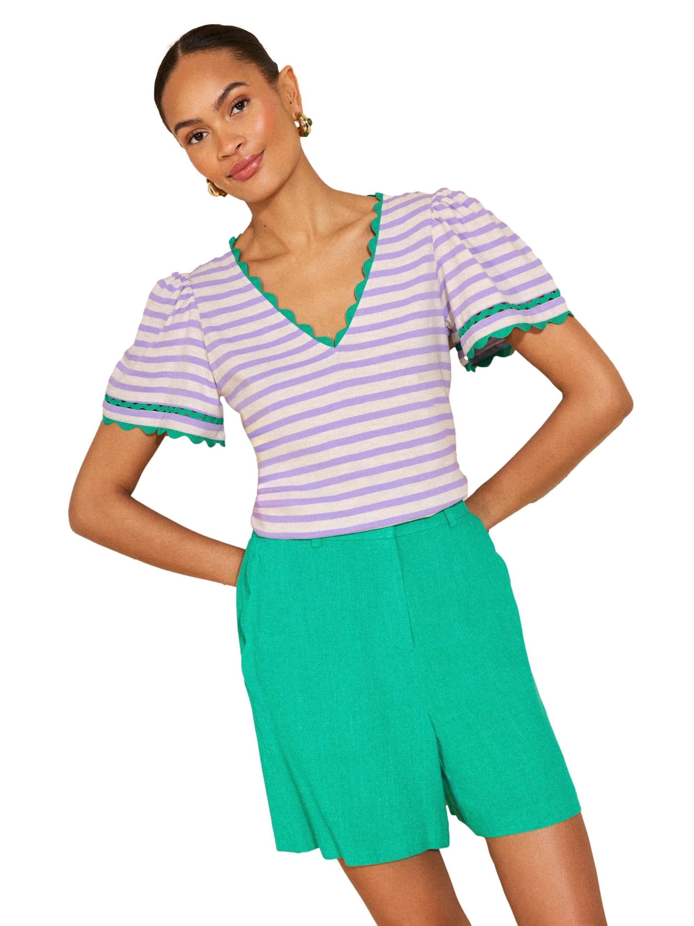 love & roses Shirt in Lila: voorkant