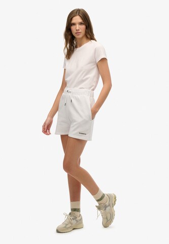 Superdry Regular Broek in Wit