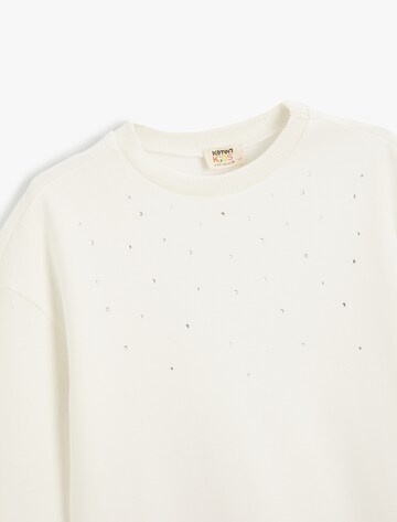 Koton Sweatshirt in White