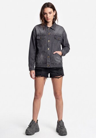 myMo ROCKS Between-Season Jacket in Black