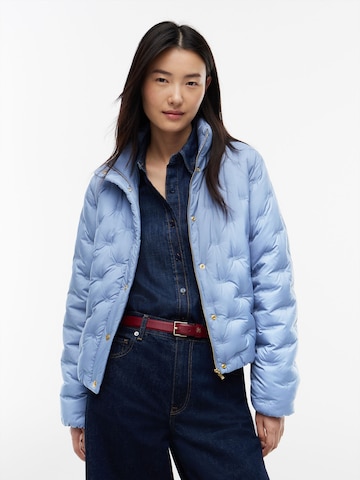 TOMMY HILFIGER Демисезонная куртка в Синий: спереди